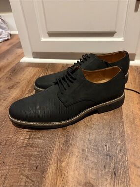 Freeman men’s dress shoe size 10